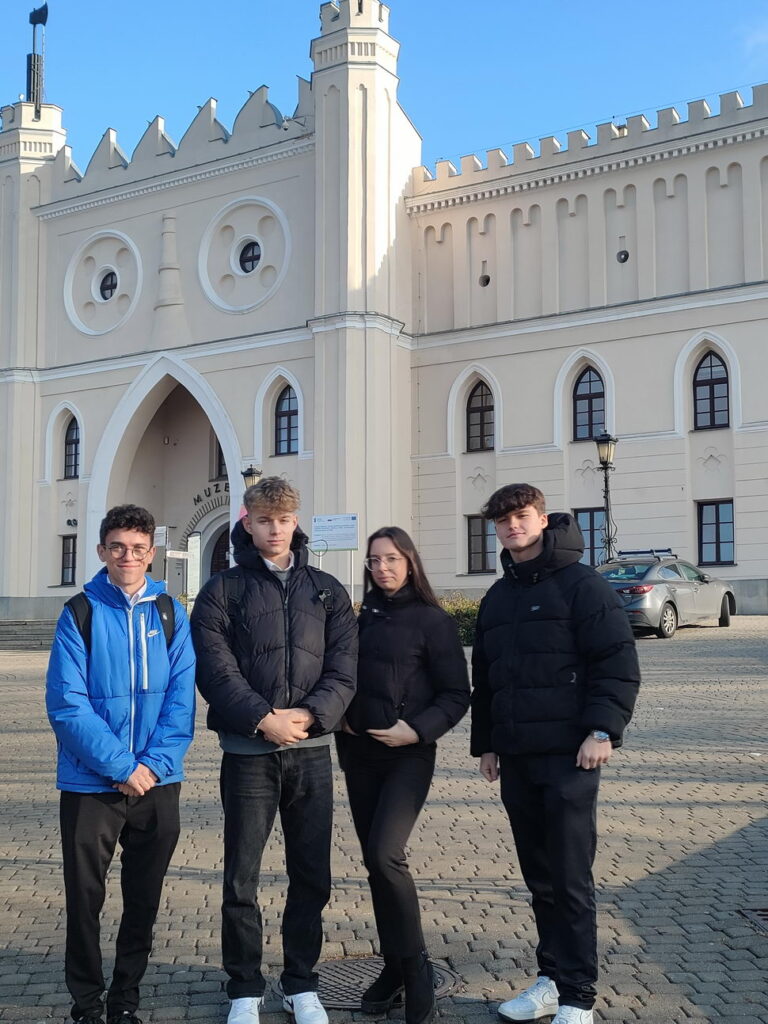 X Olimpiada Wiedzy i Umiejętności Menedżerskich