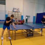 MIKOŁAJKOWY TURNIEJ TENISA STOŁOWEGO W „STASZICU”