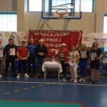 MIKOŁAJKOWY TURNIEJ TENISA STOŁOWEGO W „STASZICU”