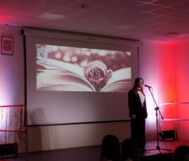 Konkurs Recytatorski "Poezja miłosna – uczucia słowem malowane"