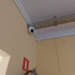 Zdjęcie nr 8. Kamera wewnątrz budynku w I Liceum Ogólnokształcącym im. Stefana Żeromskiego w Opocznie.