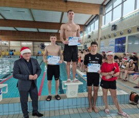 XII Mikołajkowe Zawody Pływackie „Staszic pływa”